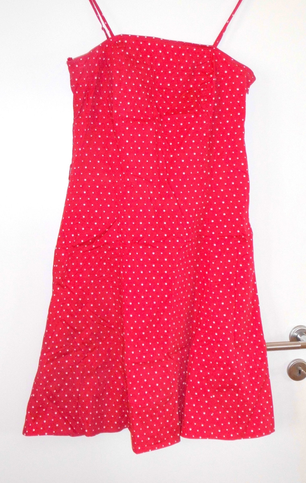 NEUES rotes Trägerkleid mit Pünktchen Gr. 40