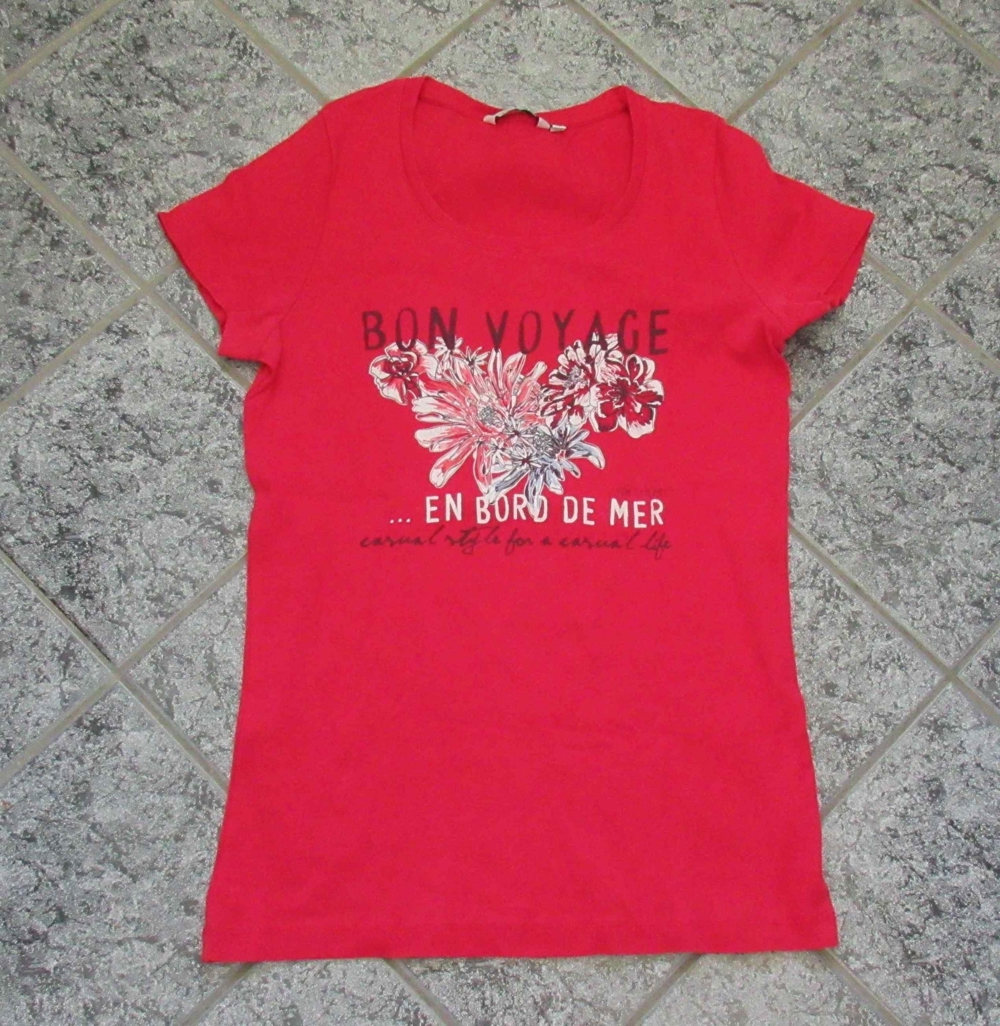 Neuwertiges rotes Damen T-Shirt mit Blumenprint Gr. M Tom Tailor