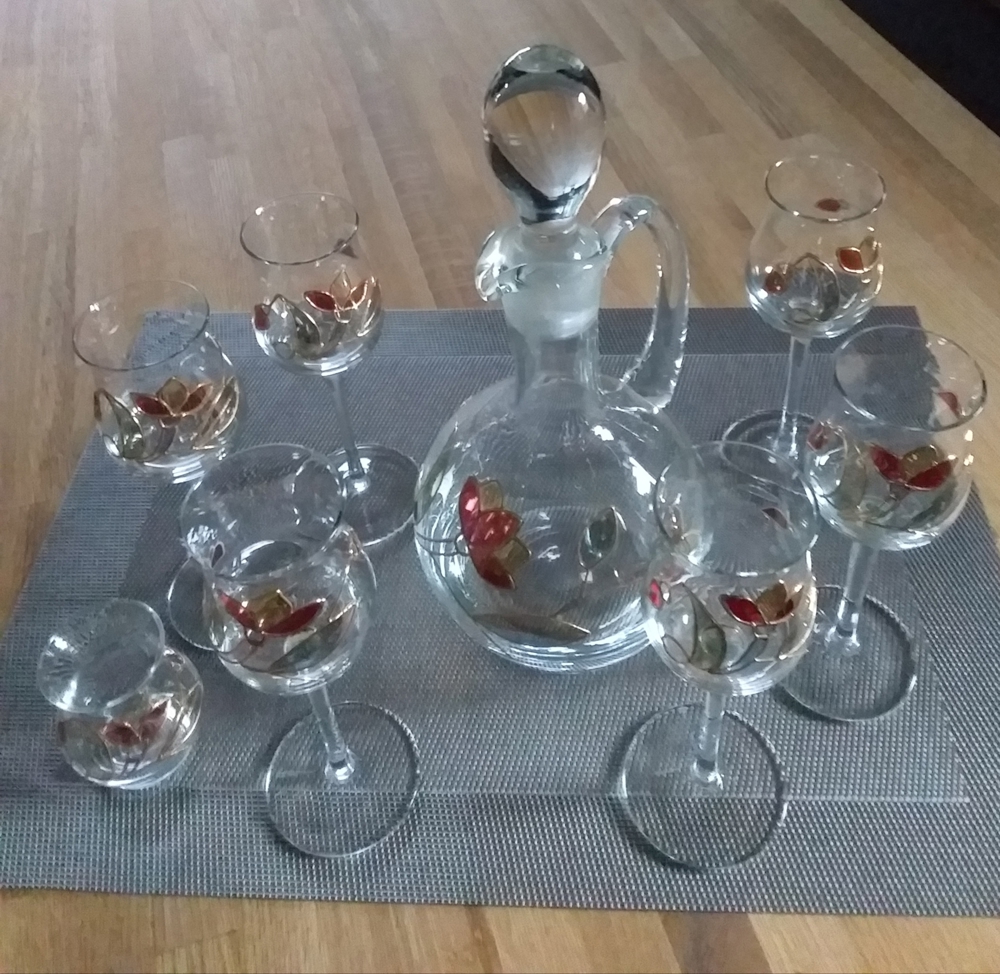 Likörset Karaffe + 6 Gläser + 1 Vase