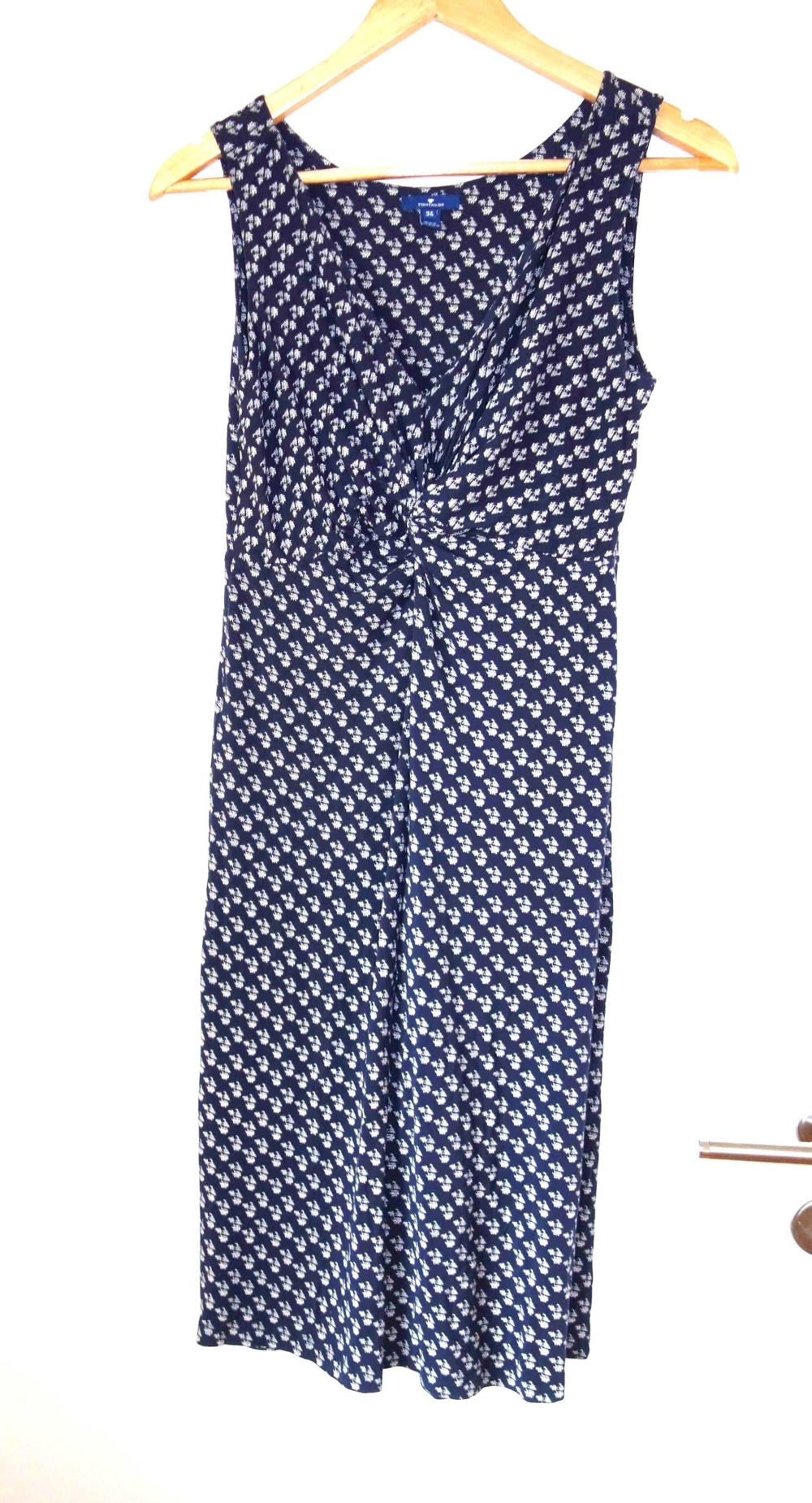 NEU blaues Kleid mit weißem Muster Größe 36 von Tom Tailor