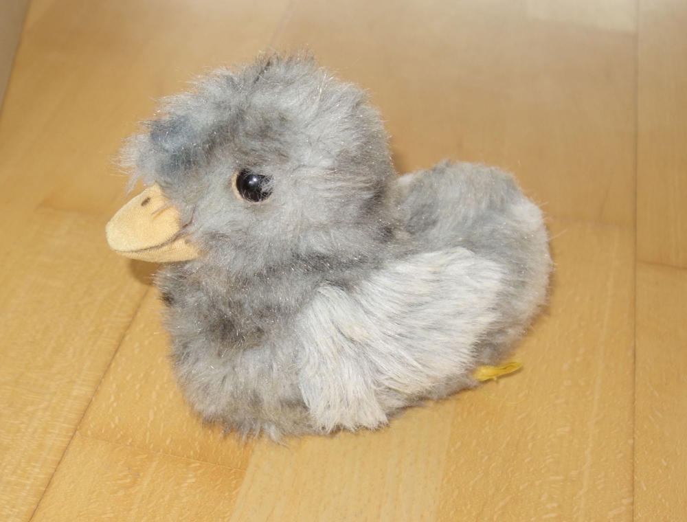 Steiff kleine weißgraue Ente mit Piepen beim Drücken Höhe ca 13 cm
