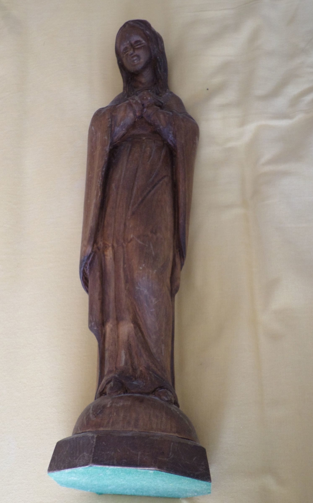 ältere große Madonna aus Holz Höhe ca 46 cm