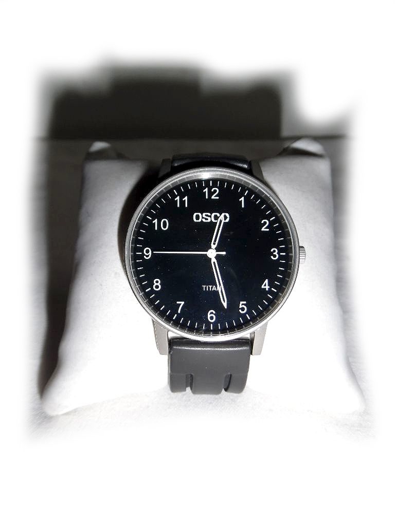 Große Armbanduhr von Osco