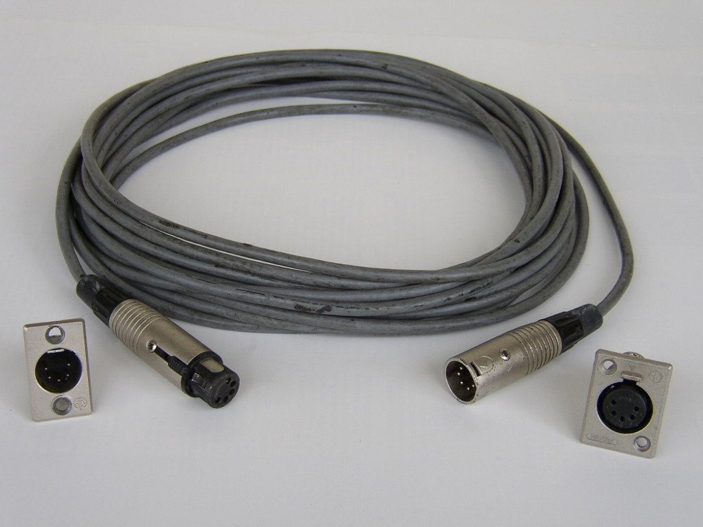 Abgeschirmtes Multicore Kabel 9,2 m mit Neutrik 5 Pol Pin Stecker und Buchse für Pedalboard
