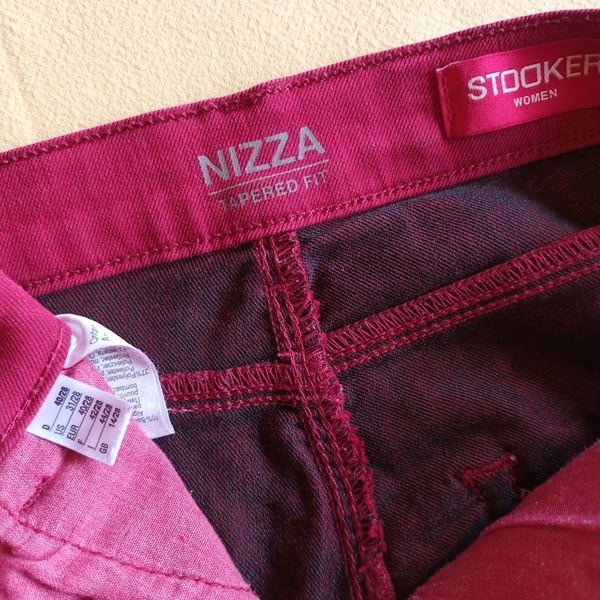 rote Jeans Fa. Stooker