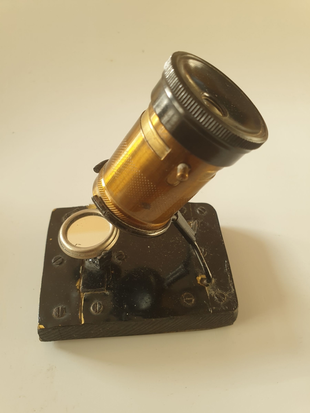 Altes Taschenmikroskop, Reisemikroskop