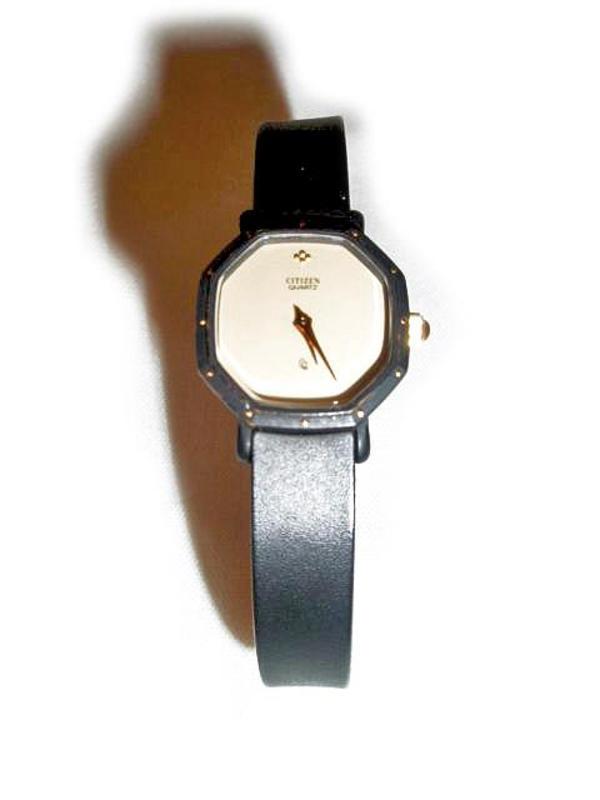 Schöne Damenarmbanduhr von Citizen