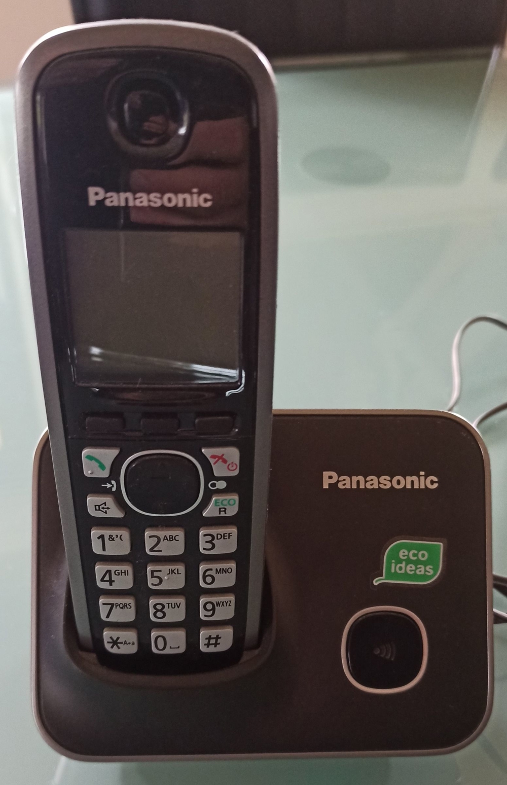 Panasonic KX-TG661G Schnurlostelefon Defekt mit Ladestation Ersatzteilspender