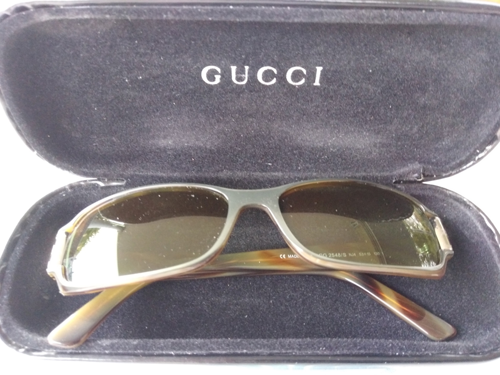 Damem-Sonnenbrille von Gucci