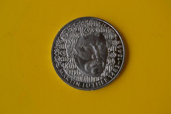 Verkaufe Silber-Gedenkmünze Bundesrepublik Deutschland 5 DM, Martin Luther