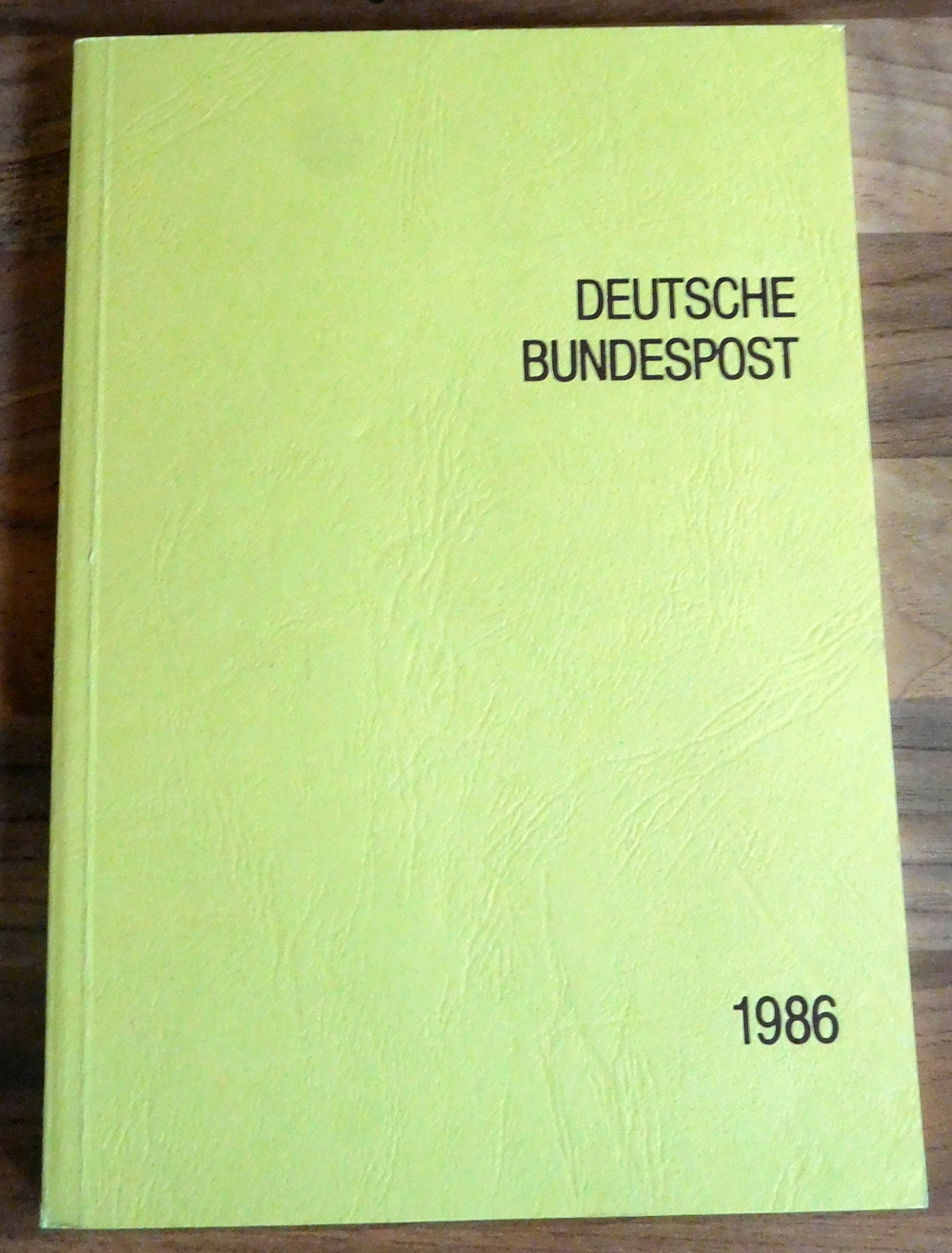 Jahrbuch Die Postwertzeichen der deutschen Bundespost 1986