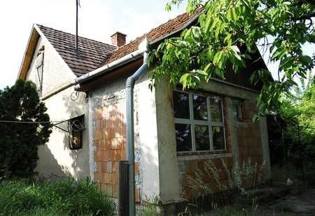 3000 qm Grundstück mit Haus in Ungarn