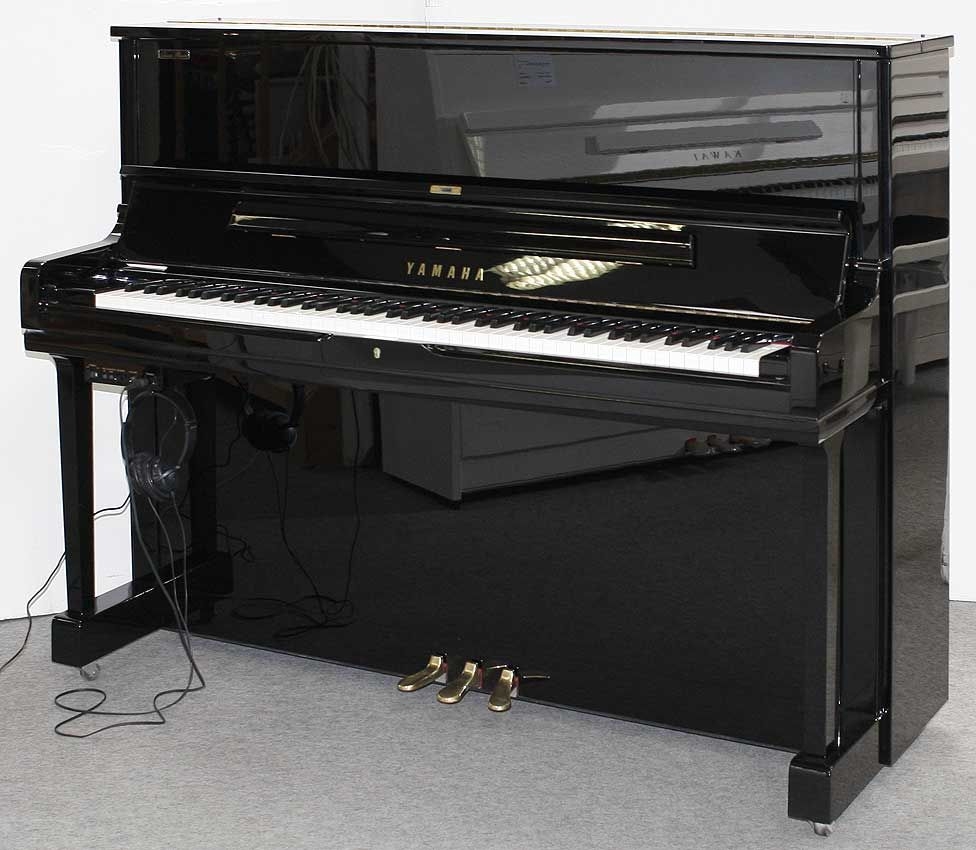 Klavier Yamaha YUS1 Silent, 121 cm, schwarz poliert, Nr. 6246130