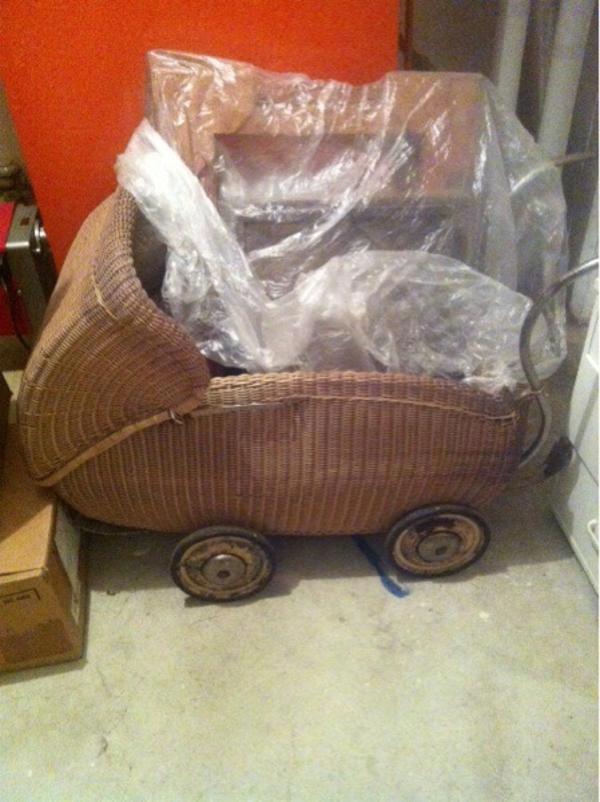 alter Kinderwagen 50er Jahre