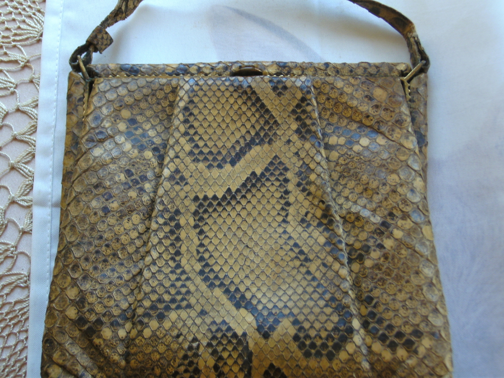Schlangenleder-Handtasche