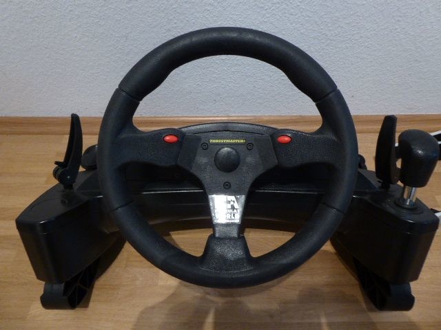PC-Zubehör Thrustmaster Racing Wheel und Pedalset