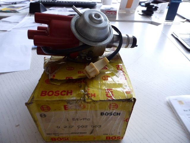 Bosch Zündverteiler 0237002003 für Volvo 1800