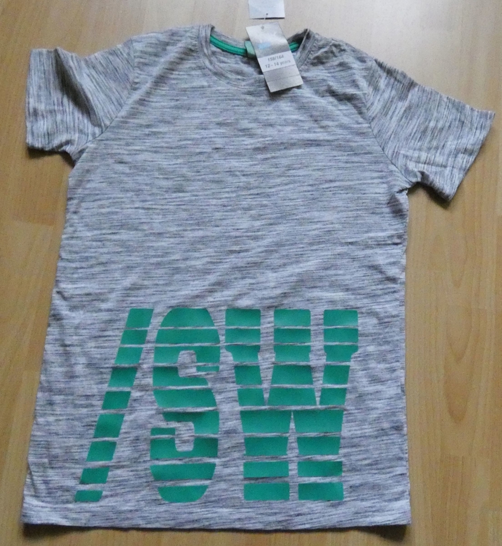 T-Shirt Gr. 158/164 grau-meliert mit Emblem - NEU