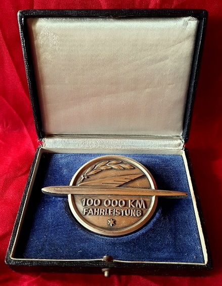 Opel Medaille in Original-Etui-aus den 60er Jahren