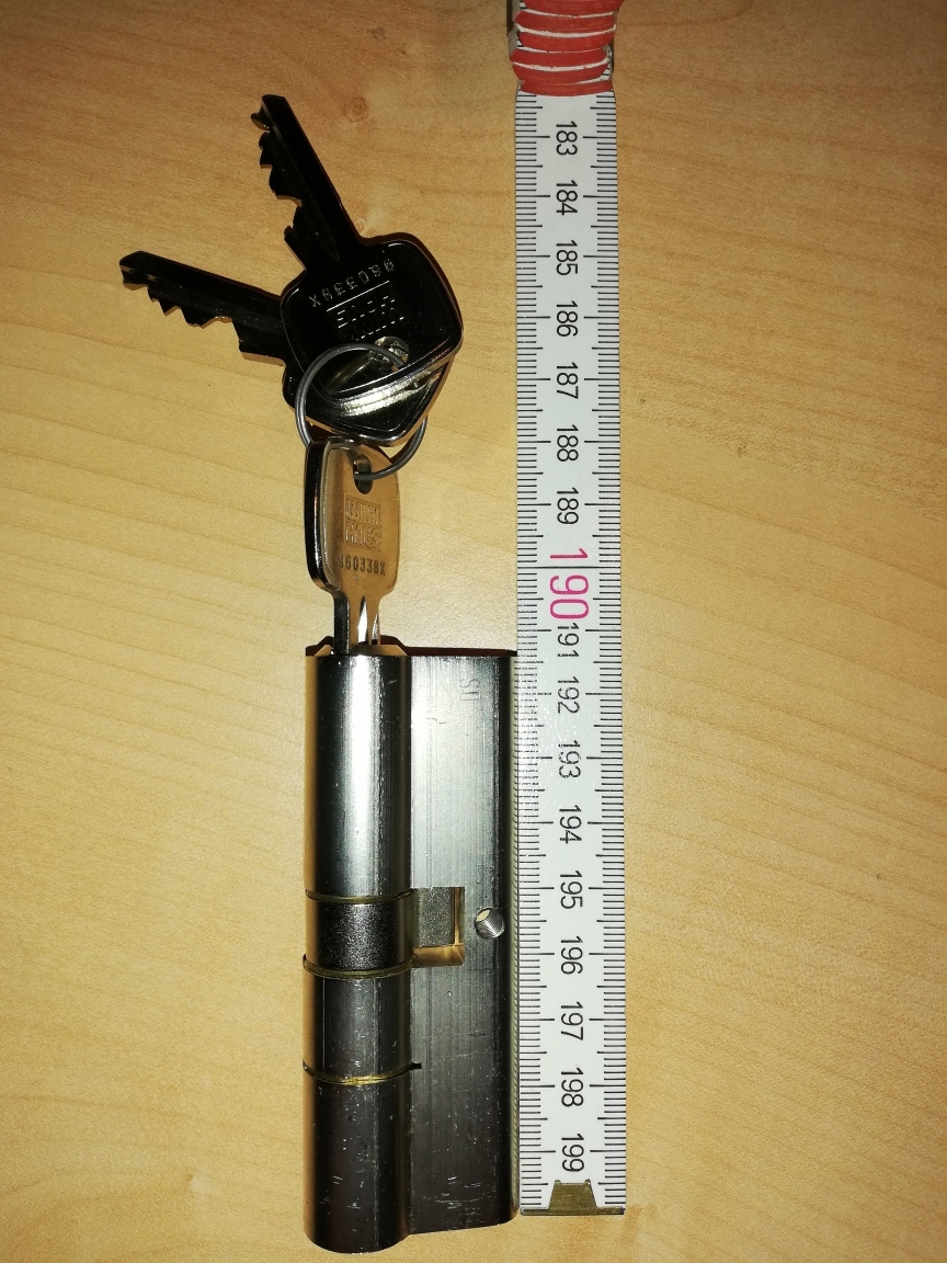 Stahl-Schliesszylinder mit 3 Schlüsseln