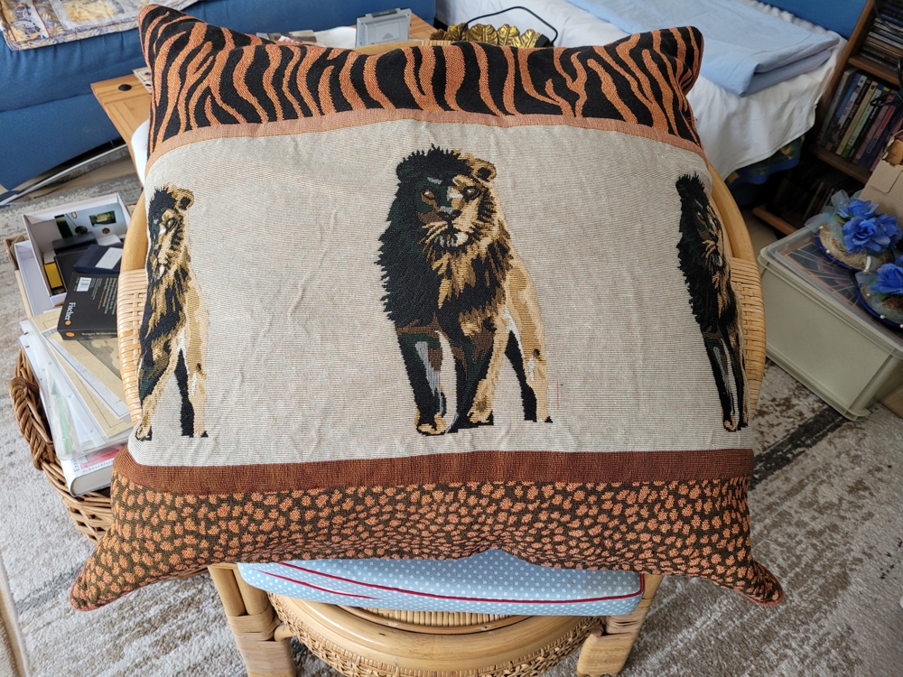 Sofakissen. 62 x 62 cm. Afrika.