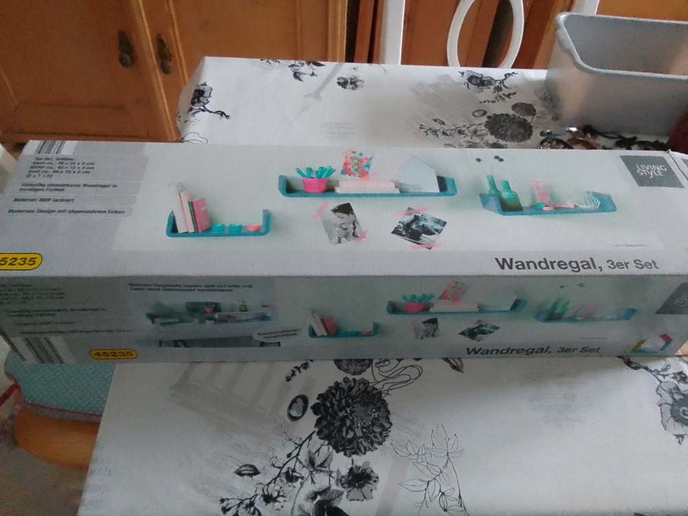 Regal kleines. Blau.