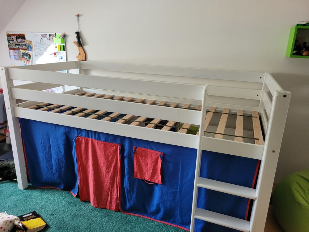 Kinderhochbett
