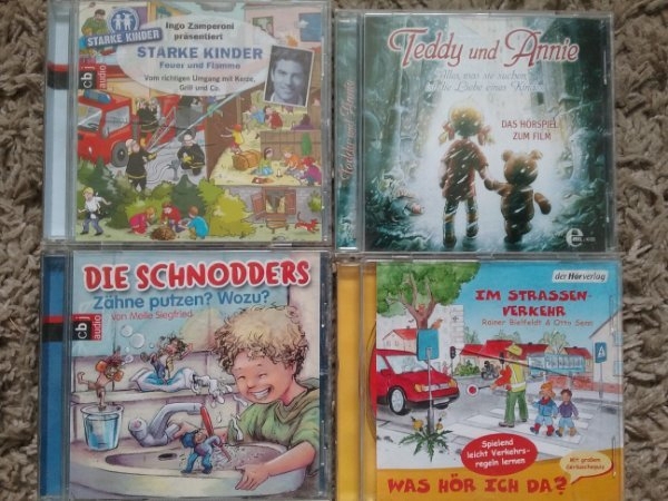 4 Kinderhörspiele: Teddy und Annie, Die Schnodders, Was hör ich da im Straßenverk? und Starke Kinder