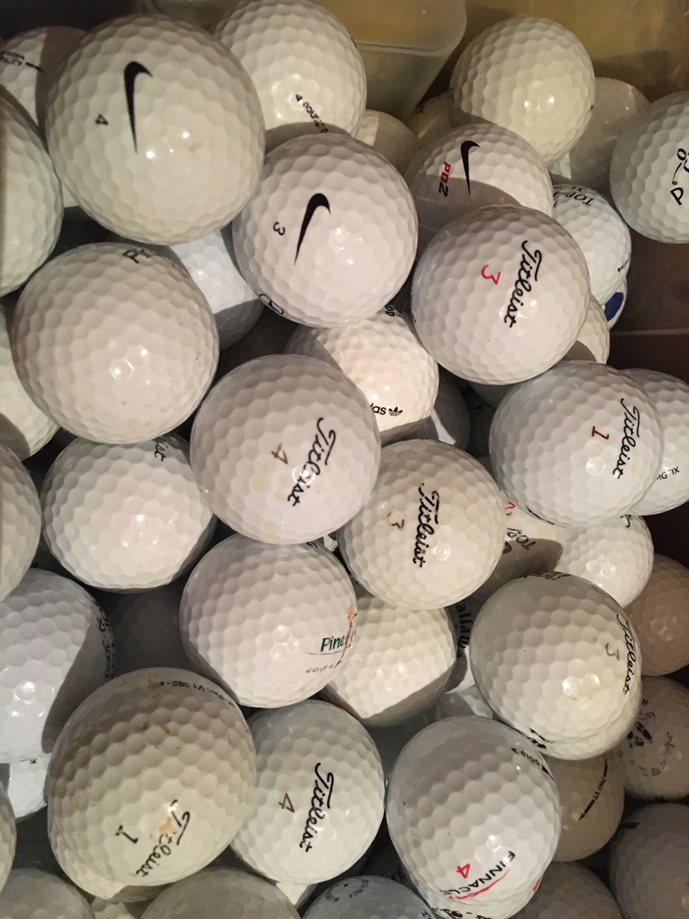 Gebrauchte Golfbälle/Lakeballs - Markenmix
