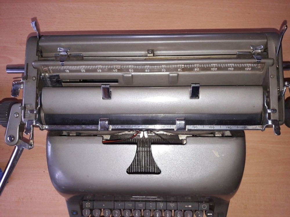 Adler Adlerwerk Schreibmaschine VORM. Heinrich Kleyer ca. 50 er Jahre