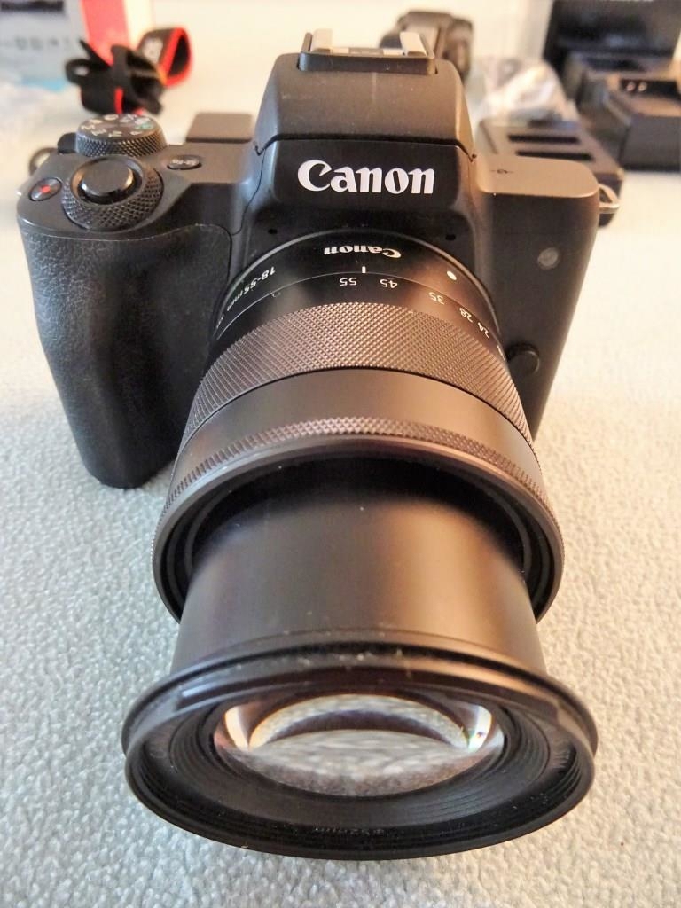 Canon EOS M50 Body, 24 MP, Objektiv, Blitzgerät, Zubehör