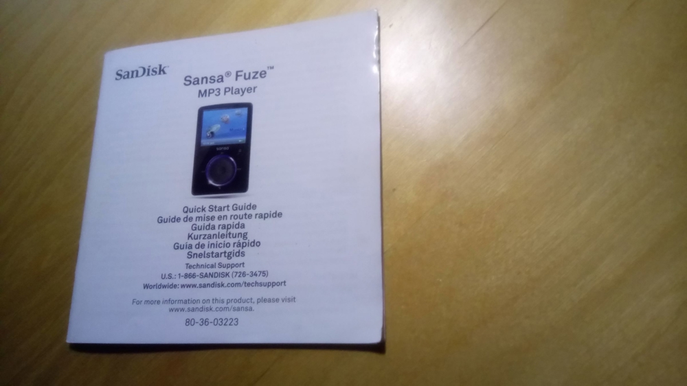 Kurzanleitung - Sansa Fuze MP3 Player 8 GB plus CD
