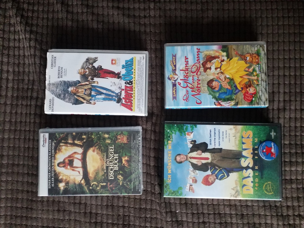 4 x VHS: KINDER: Dschungelbuch - Asterix - Sams - Der Glöckner...