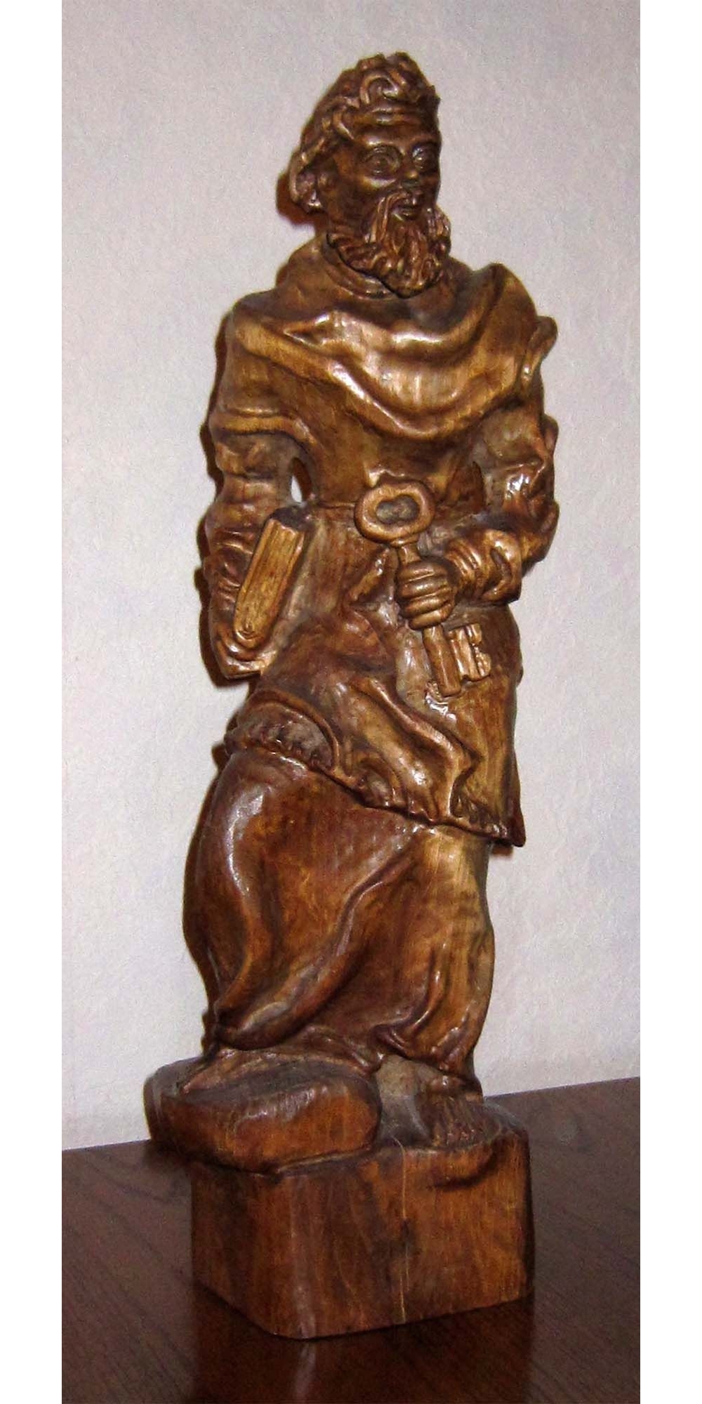 Holzfigur handgeschnitzt