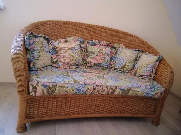 Ganz besonderes Stück für Diele / Wintergarten / Schlafzimmer:Qualitativ sehr hochwertige Korb-Couch