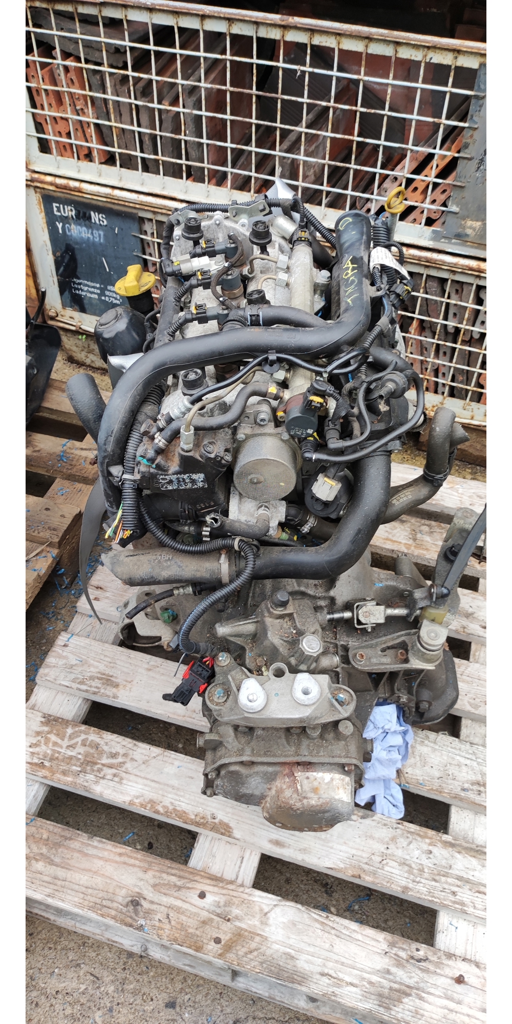 Motor m. Getriebe Opel Tigra Corsa 1.3 JTD 51 KW komplett