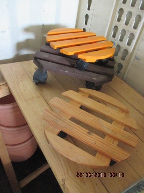 Blumentopf Untersetzer Holz mit Rollen 3 Stück Braun, Orange Naturund vieles mehr