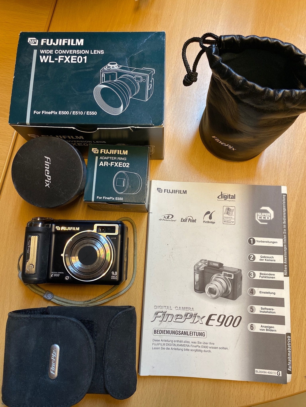 Digitalkamera Fuji FinePix E900 + Weitwinkelobjektiv