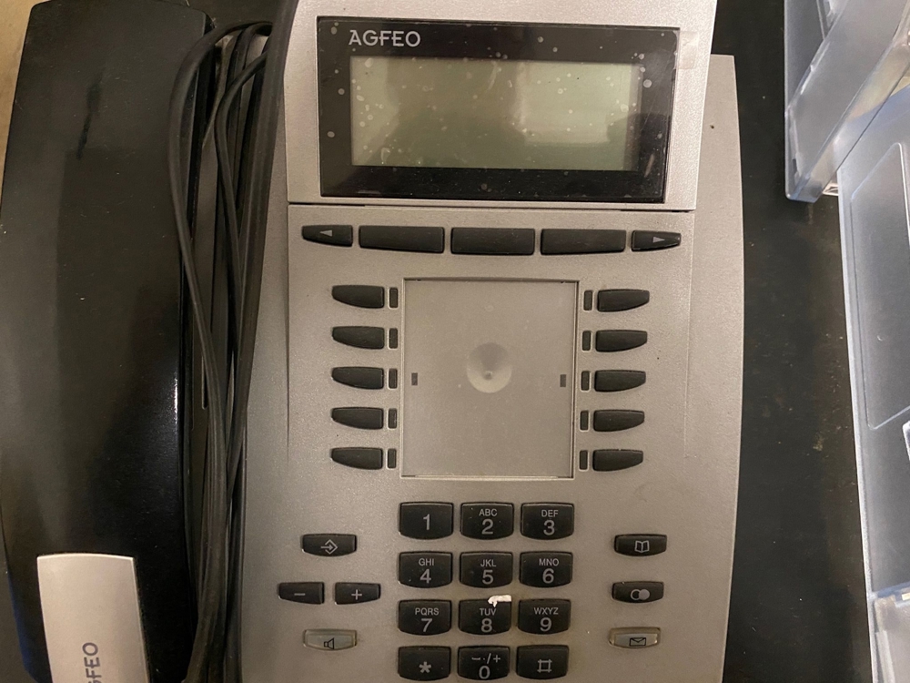 4 x Systemtelefon AGFEO ST22IP, UP0-Anschluss, silber, gebraucht