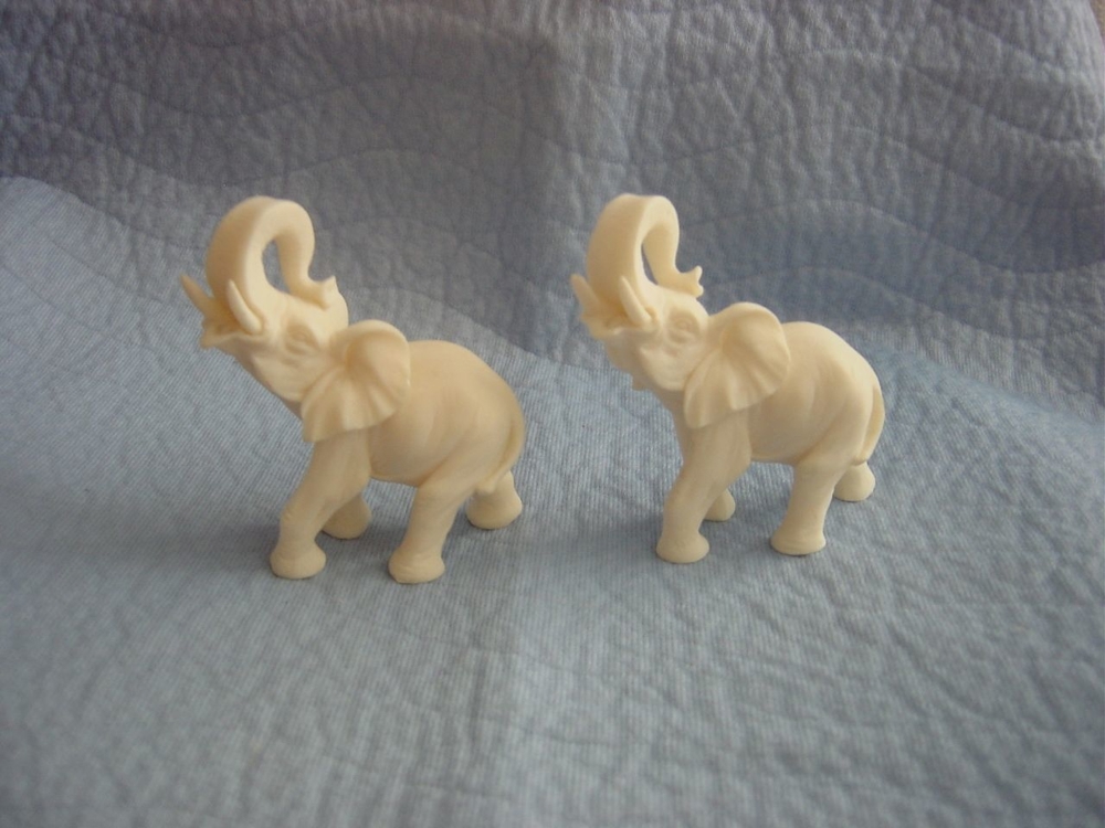 2 x Elefant aus Alabaster Stein der weißen Wüste neu