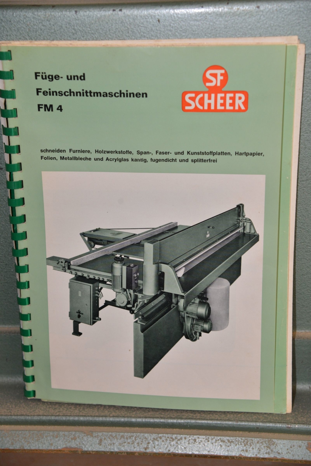 Füge- und Feinschnittmaschine 016