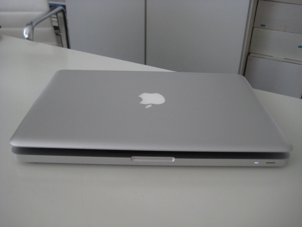 APPLE - MACBOOK - PRO 13 - OVP - MID 2010/11 - CATALINA 10.15.3 - EUR 275