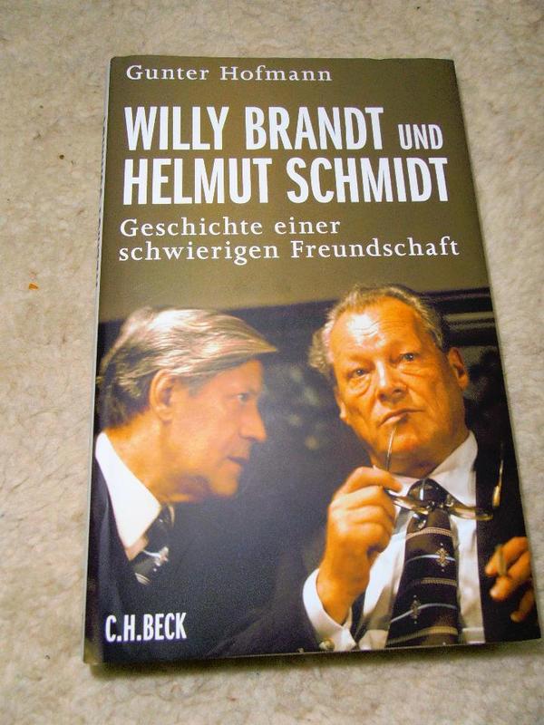 Willy Brandt und Helmut Schmidt von Gunter Hofmann