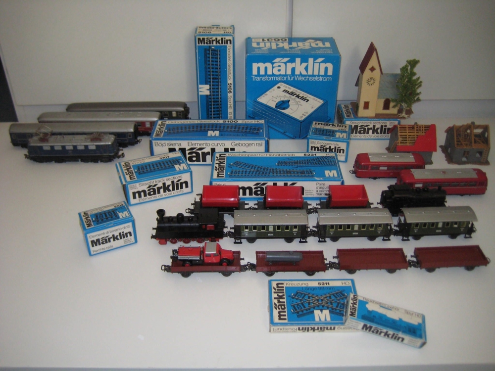 Märklin - 4 x Lokomotiven - OVP Darkblue - 4 x Lok - 4 x Züge - Eur 375