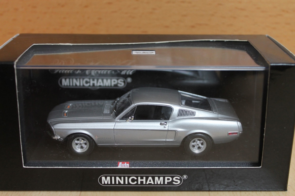 Minichamps - Ford Mustang Fastback , limitierte exklusive Auto Bild Edition
