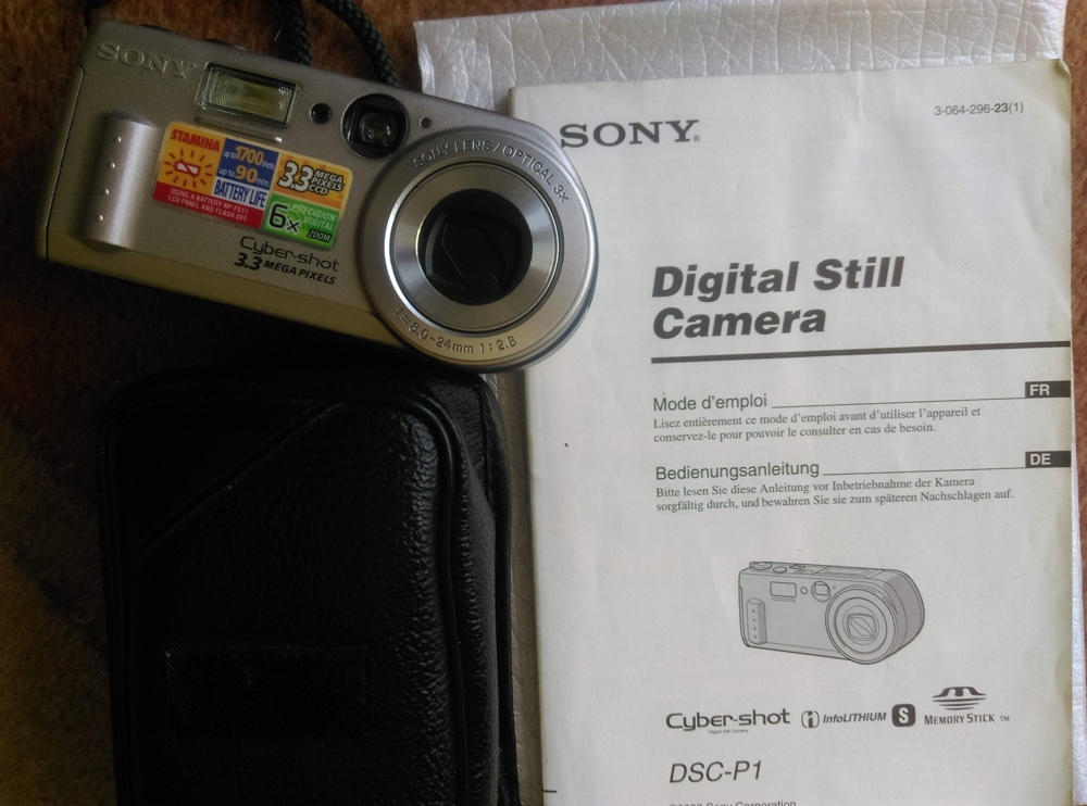 Sony DSC-P1