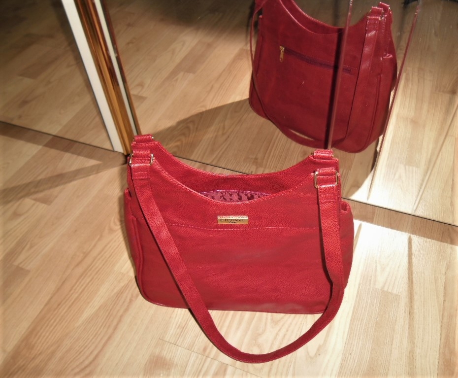 2x Schöne Damen Handtasche in Rote Farben In Top Zustand wie Neu!