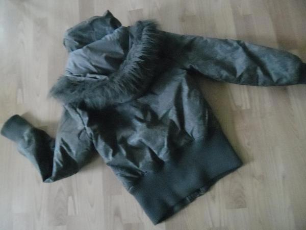 H&M Winterjacke Graue Jacke mit Kapuz Gr. S