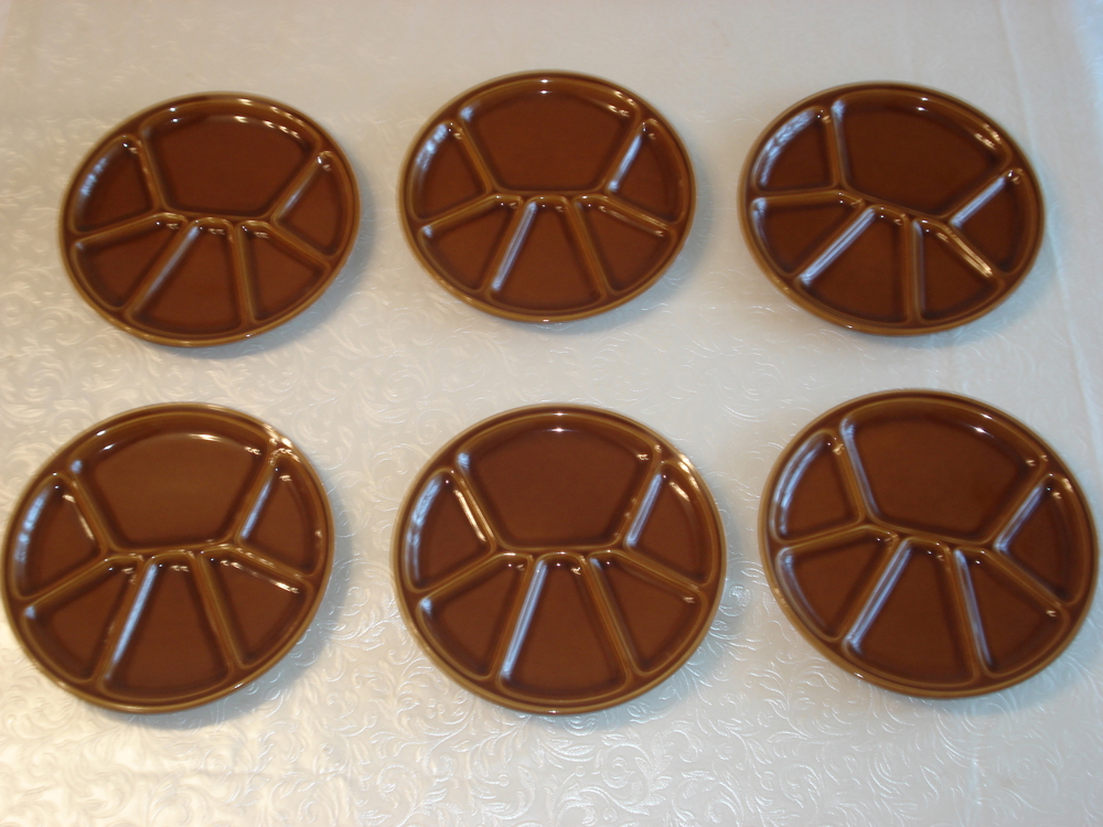 6 Teller mit je 6 Fächern