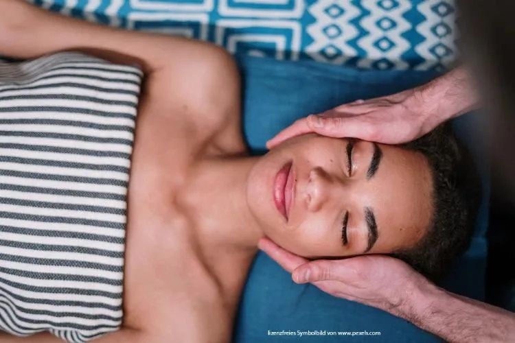 Kostenlose Massage für die Frau